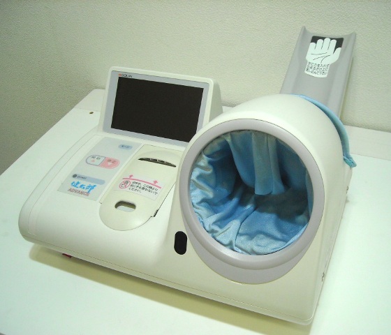 全自動血圧計(健太郎）