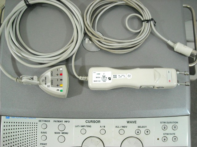 誘発電位筋電図測定装置